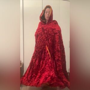 HandmadeCostume Vintage Red RidingHood Crushed Velvet Gold Satin Lined OS Adult